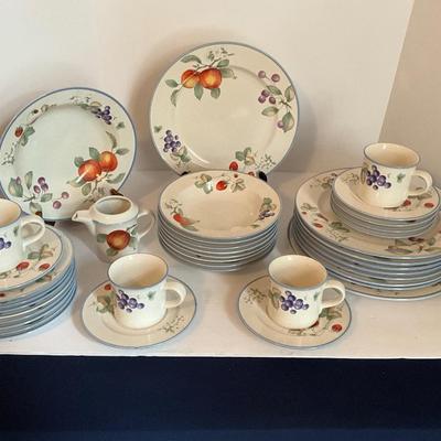 Fruit Decorated Dish Set