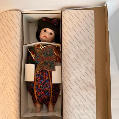 Thailand Dara Doll