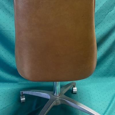 Mid Century Swivel Dining Chair