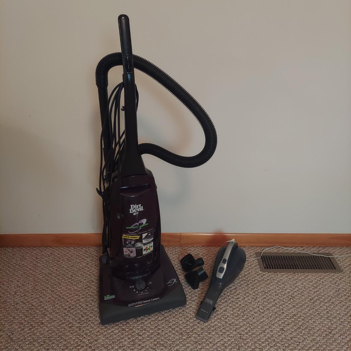 BLACK+DECKER Upright Vacuum Cleaner - - Total Liquidators