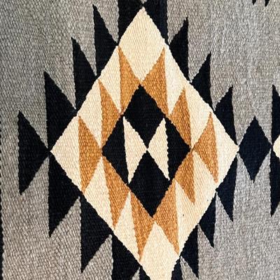 Vintage Navajo Rug in Ganado Style Pristine Condition!