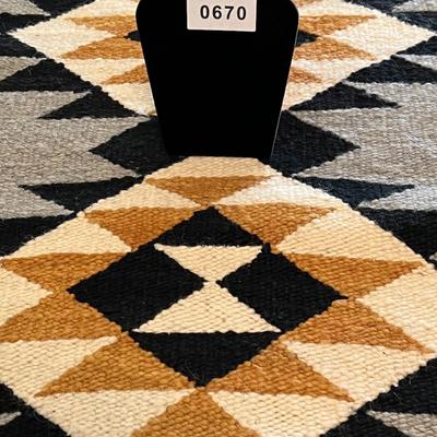 Vintage Navajo Rug in Ganado Style Pristine Condition!