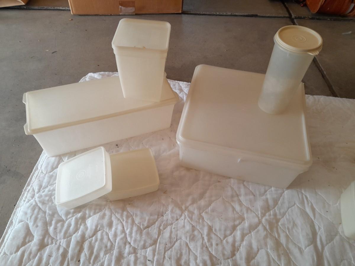 Six Vintage Tupperware food storage with lids