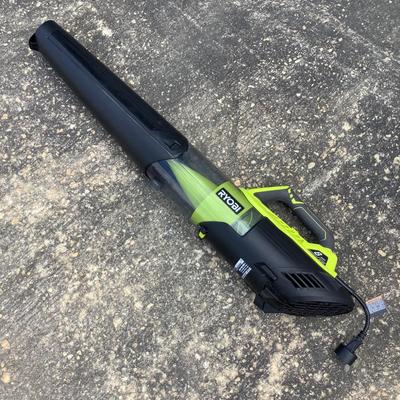 364 Like New RYOBI 120V Blower