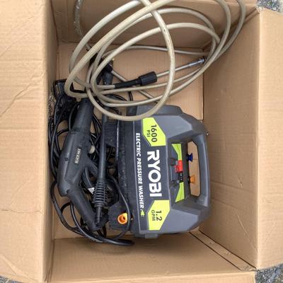 367 RYOBI 1600psi 1.2GPM Electric Lightweight Pressure Washer