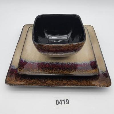 Broyhill Dinnerware