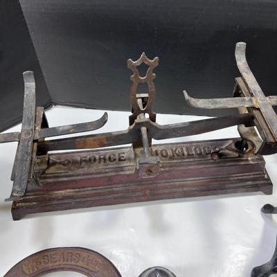 Metal scales, Sear Horseshoe, metal  pounder