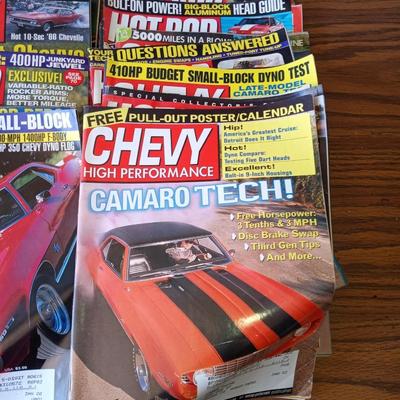 HOT ROD AND CHEVY MAGAZINES FROM 2000 PLUS MILK CRATE
