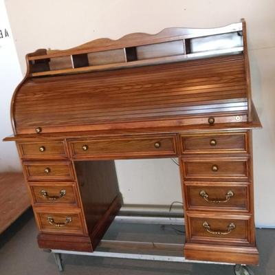 WONDERFUL ROLLTOP DESK