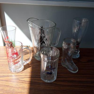 BEER GLASSES/MUGS AND A GLASS BEER PITCHER