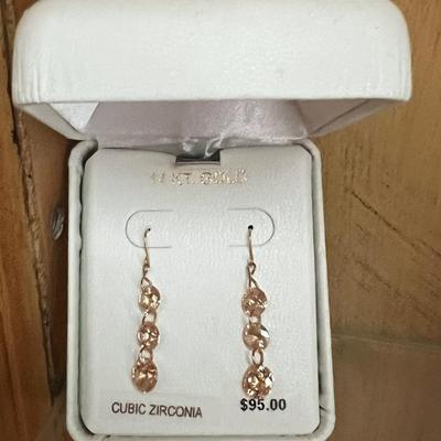 14 karat cubic zirconia brand new earrings