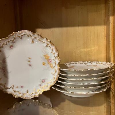 Stunning scalloped plates