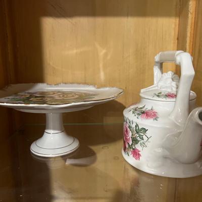 Tea pot and dessert platter