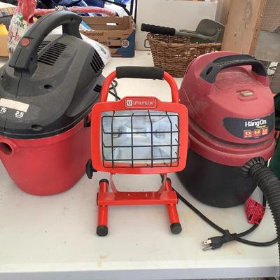 372 Small Shop Vacs & Work Lamp