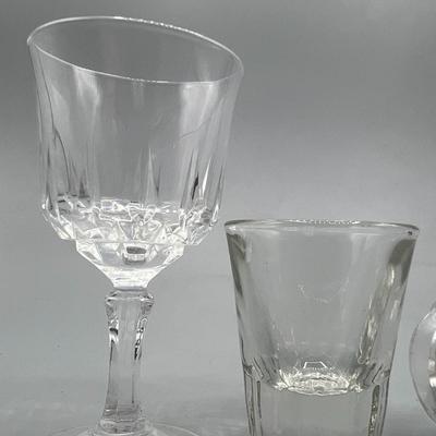 Lot of Retro Glass Mug Style Shot & Vino Tasting Drink Barware Glasses
