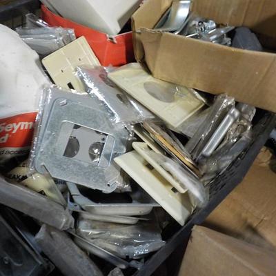 \Mega size covers, hardware connectors, conduit elbows count 2000.