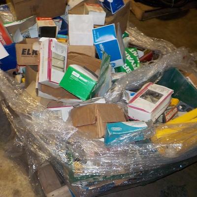 BRK, GE, Bryant single pole , double pole , dimmer switches, count 3500.