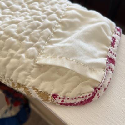 BOHO STYLE 4â€™ x 5â€™ QUILT MACHINE SEWN WALL HANGING