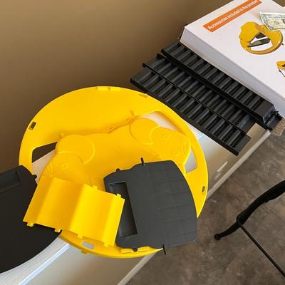 NEW IN BOX MOUSE TRAP KIT FITS ANY 5 GAL. BUCKET