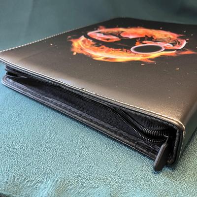 BRAND NEW COLLECTORS CARD BINDER 