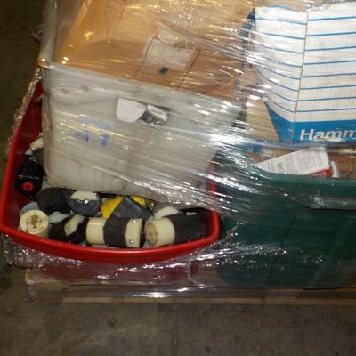 Heavy duty plus and outlets all phases, count 2500