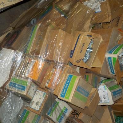 Pallet of liquid tite conduit fittings all size. count 3200.