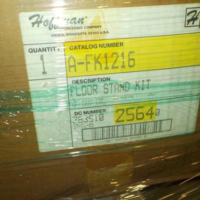 Hoffman, Kellerher, floor stand kits for panels. 100 items.