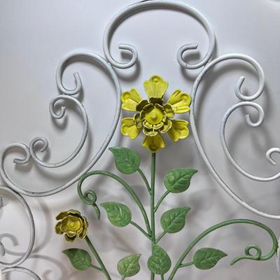 Unique table lighting and Spring metal wall decor