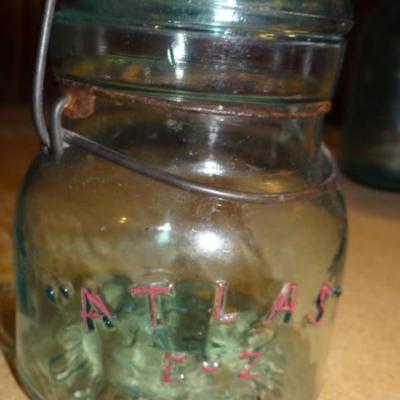 Vintage Atlas E-Z Seal Pint Jar with Glass Lid