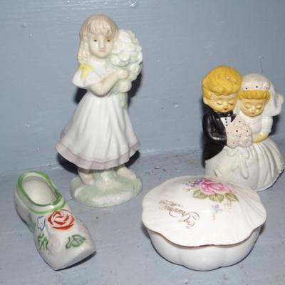 Variety of Collectibles (Ceramic Figurines/shoe)