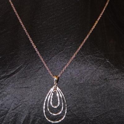 AMERICAN JEWELRY COMPANY Necklace
