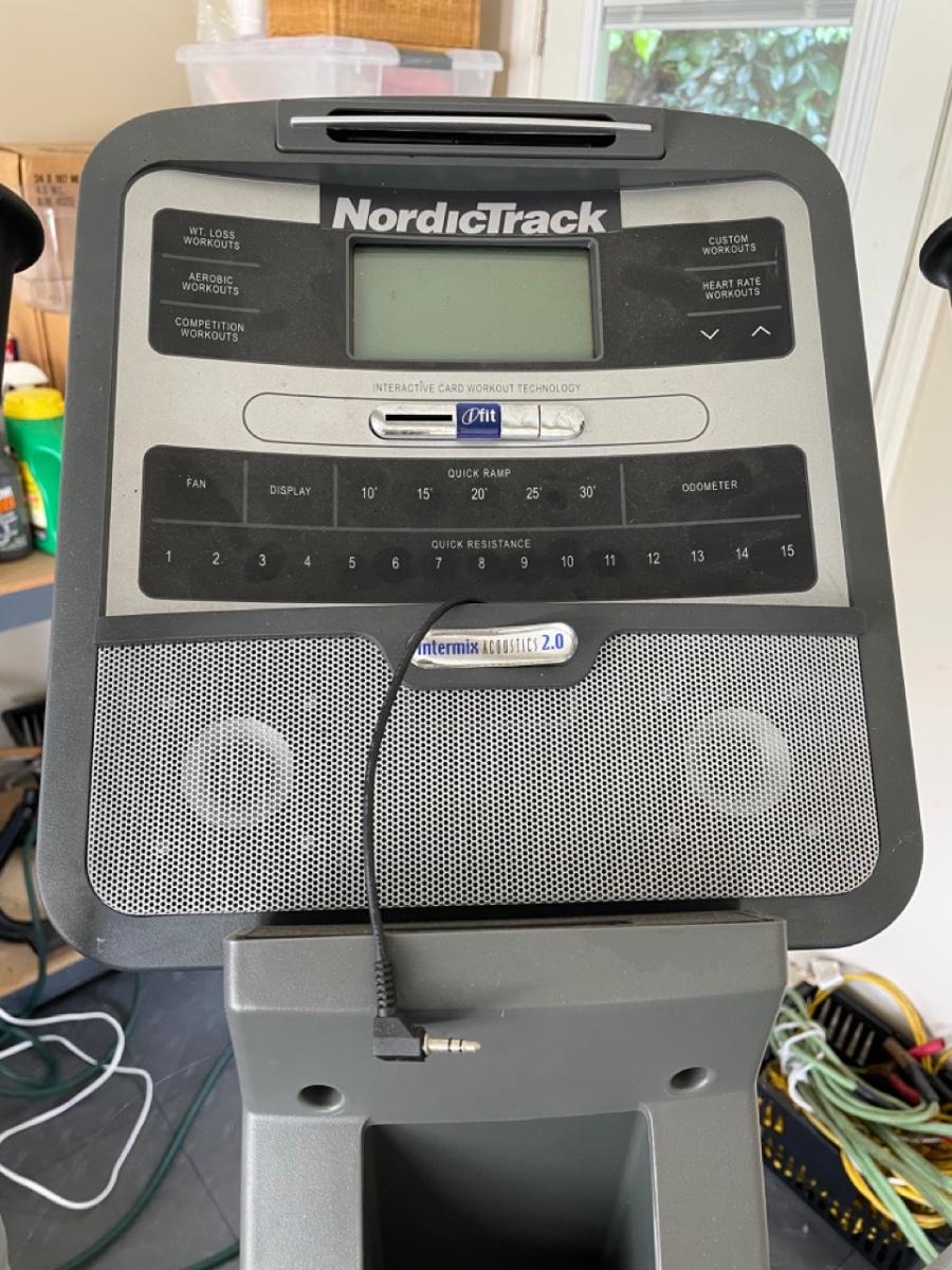 NordicTrack Audio Stride 990