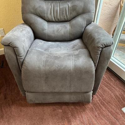 ASHLEY FURNITURE POWER LIFT RECLINING CHAIR PURCHASED 7/12/22