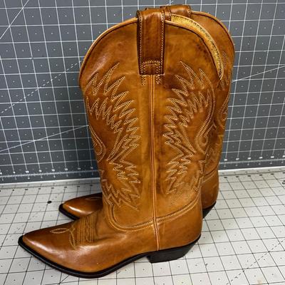 SEYCHELLES Women's Cowgirl Boots 