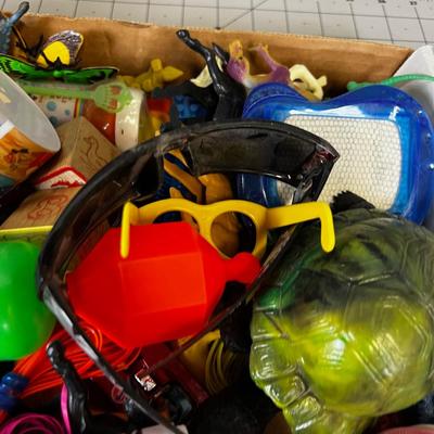 Tray of Misc. Toys; Animals, Blocks, Dinosaurs 