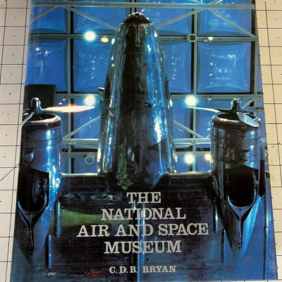 NATIONAL AIR & Space MUSEUM Book 1984 
