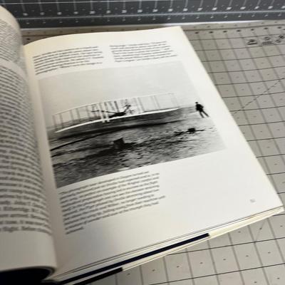 NATIONAL AIR & Space MUSEUM Book 1984 