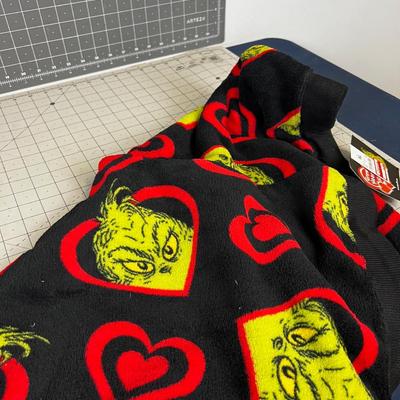 Grinch That Stole X-mas , New with Tags