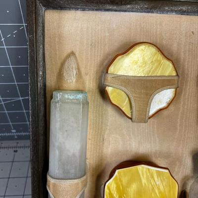 Antique Grooming Kit 