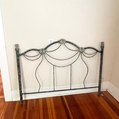 Antiqued Full/Double Metal Bed Frame