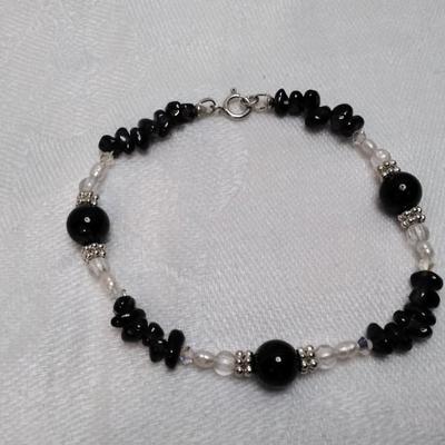 Garnets, Keishi Pearls and 925 Beads 6.5" Bracelet