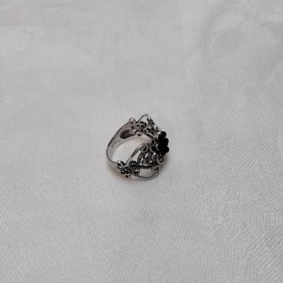 Antique Onyx Scrollwork 925 Ring Size 6.5