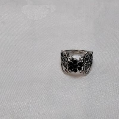 Antique Onyx Scrollwork 925 Ring Size 6.5