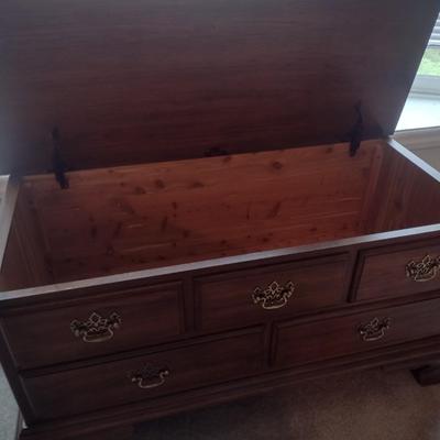 Thomasville Blanket Chest