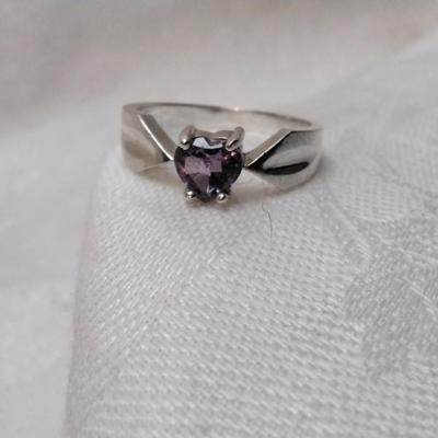 Vintage Amethyst Heart 925 Ring Size 8.5