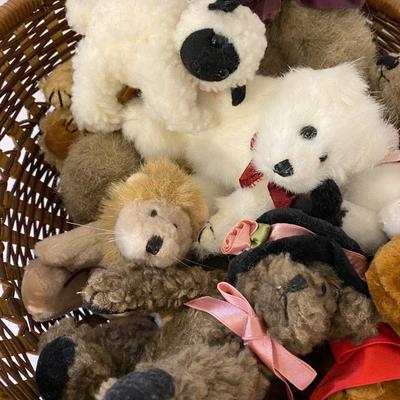 "Boyds" Bears Lot