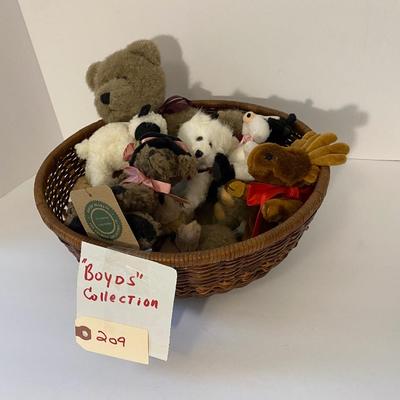 "Boyds" Bears Lot
