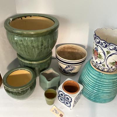 Planter and Plant Stand Lot