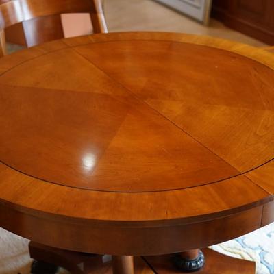 BAKER NEOCLASSICAL STYLE ROUND CHERRY DINING TABLE W/6 CHAIRS
