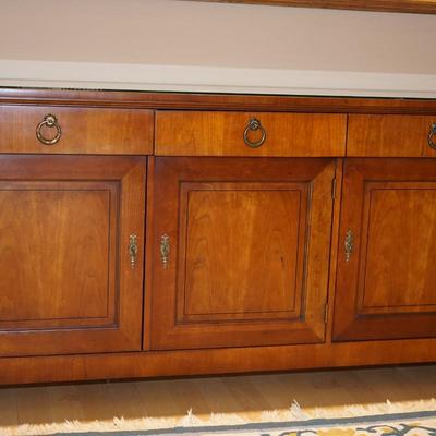 BAKER FURNITURE CHERRY NEOCLASSICAL STYLE SIDEBOARD